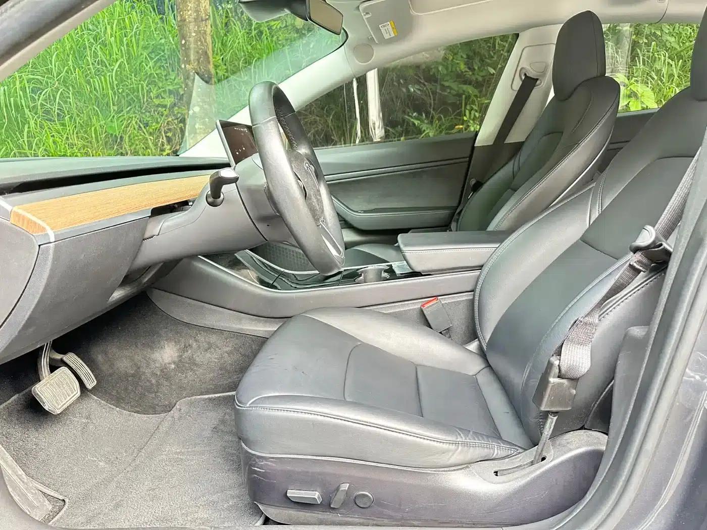 Model 3 (Imported) 2019 Long Range Rear-Wheel Drive — миниатюра 4