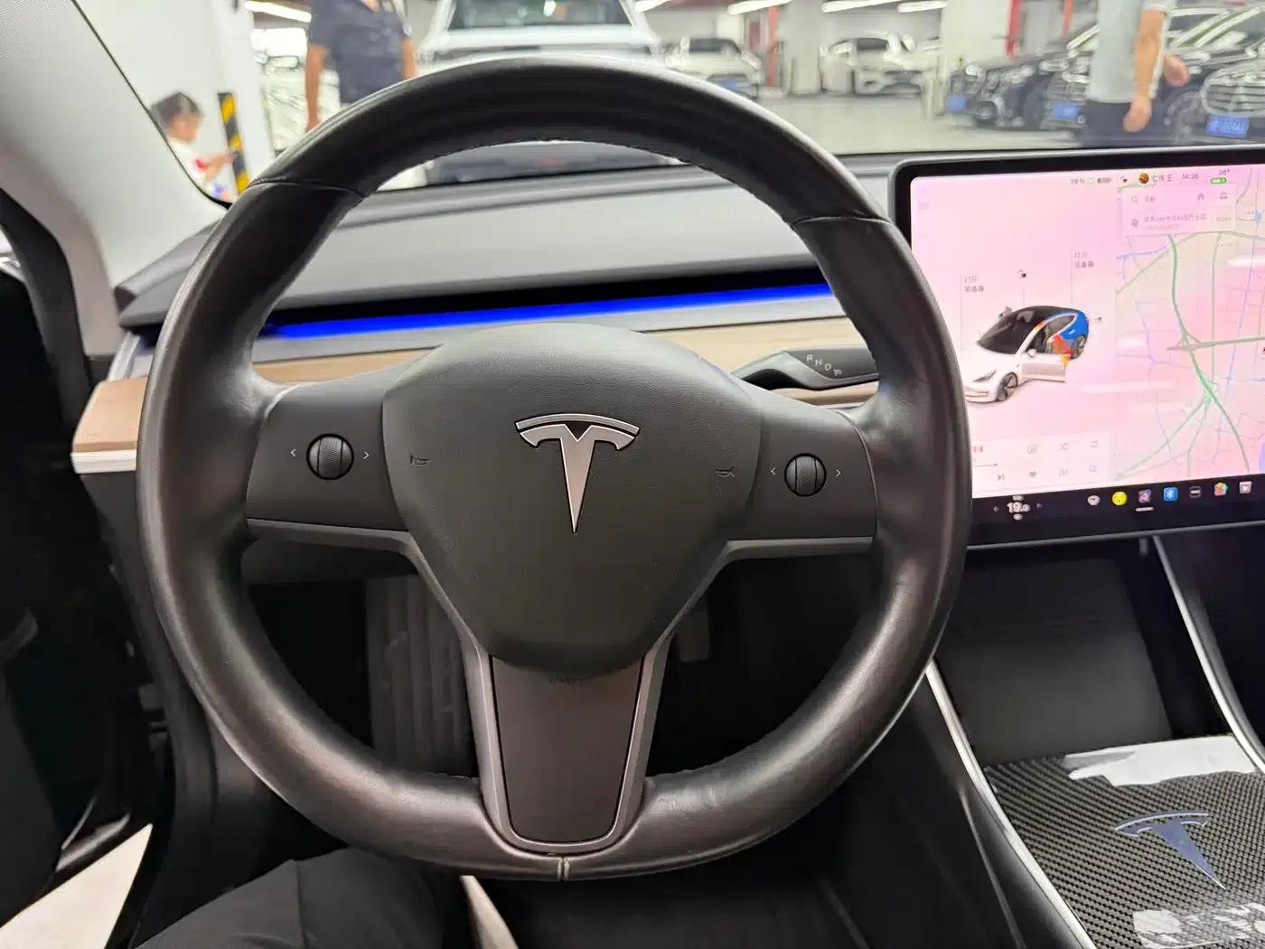 Imported 2019 Model 3 Long Range Rear-Wheel Drive — миниатюра 6