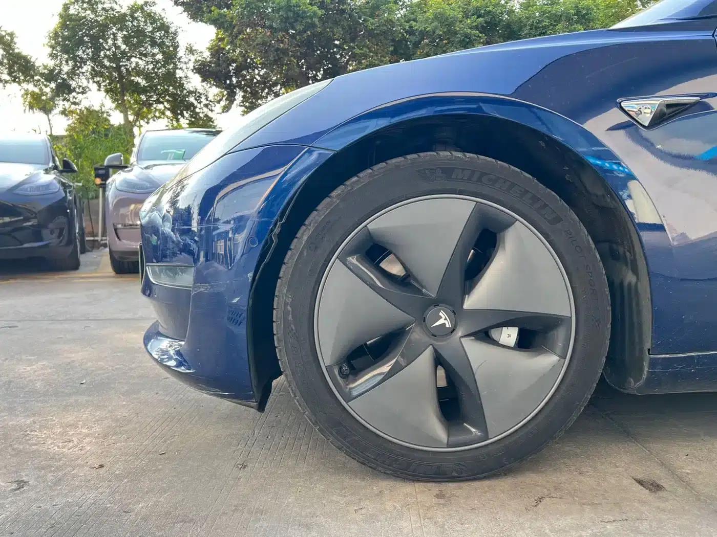 Imported 2019 Model 3 Performance All-Wheel Drive — миниатюра 11