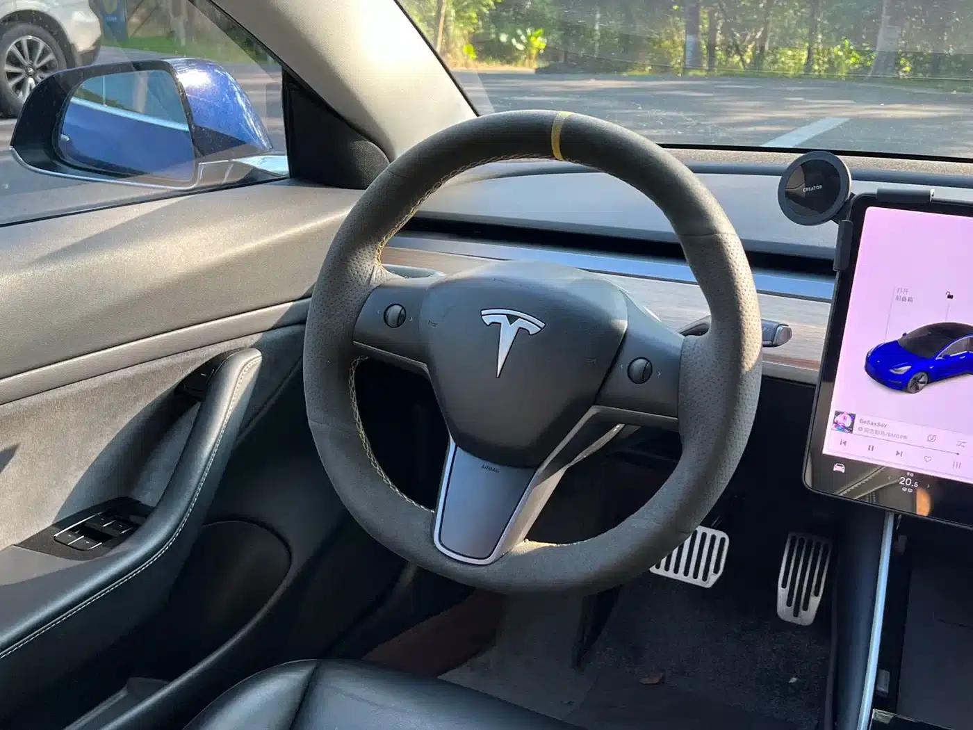 Imported 2019 Model 3 Performance All-Wheel Drive — миниатюра 13