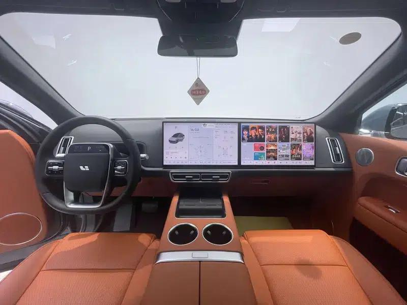 Li Auto L8 2025 Max Smart Renewal Edition — миниатюра 7