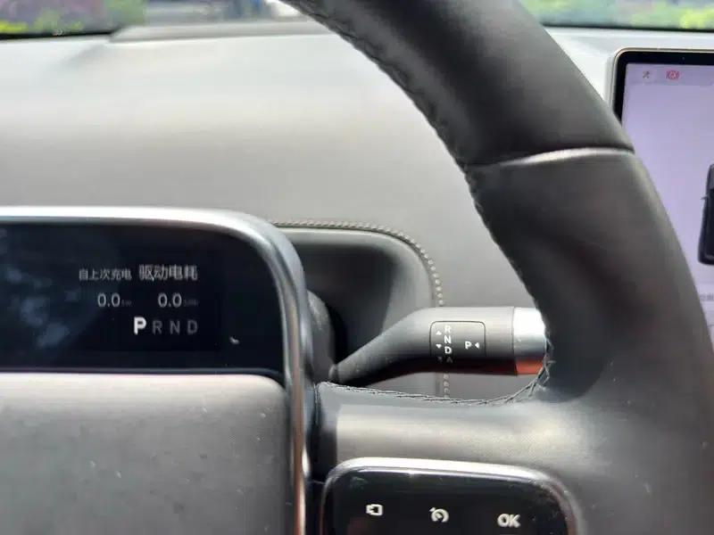 Li Auto L8 2024 Max Edition — миниатюра 13