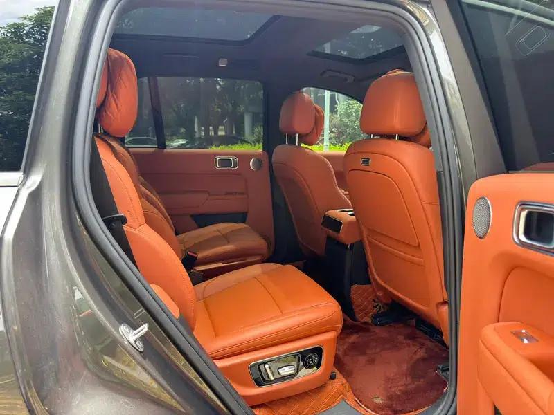 Li Auto L8 2024 Max Edition — миниатюра 20