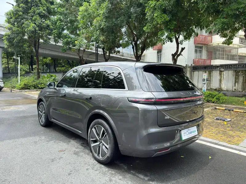 Li Auto L8 2024 Max Edition — миниатюра 5