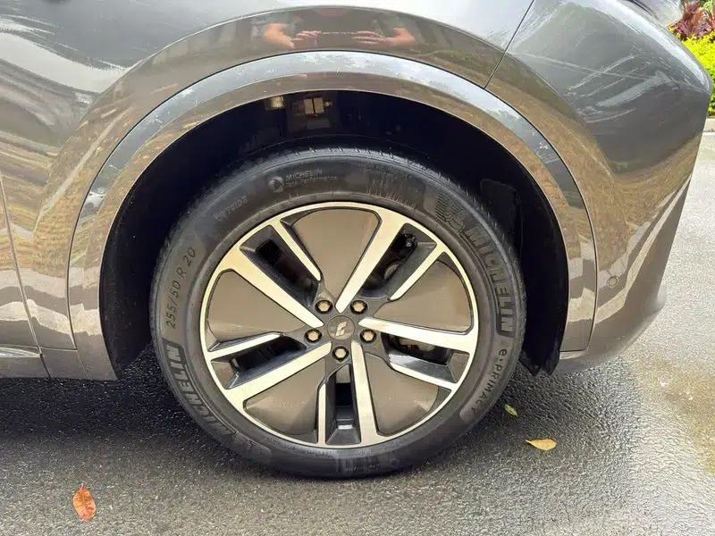 Li Auto L8 2024 Max Edition — миниатюра 9