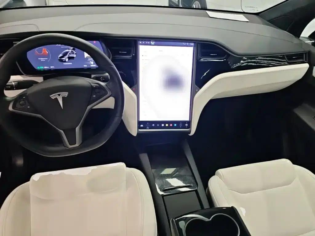 Model X 2020 Long Range Plus — миниатюра 10