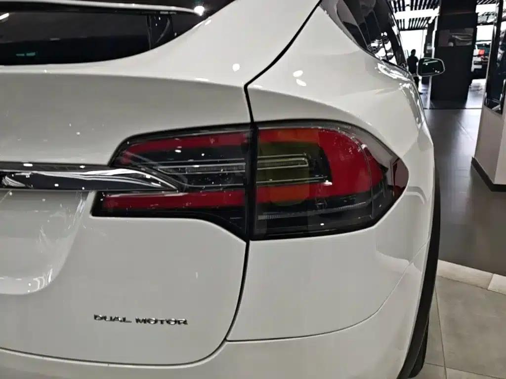Model X 2020 Long Range Plus — миниатюра 8