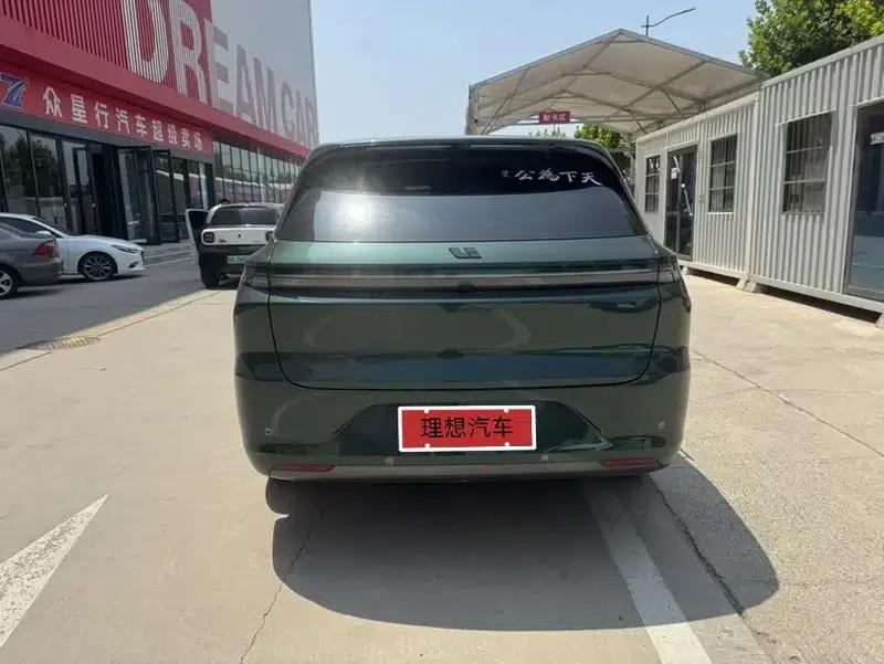 Li Auto L6 2024 Max Edition — миниатюра 5