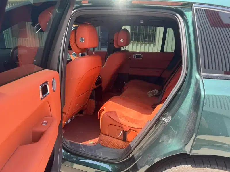 Li Auto L6 2024 Max Edition — миниатюра 10