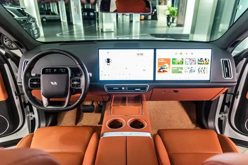 Li Auto L6 2024 Max Edition — миниатюра 11