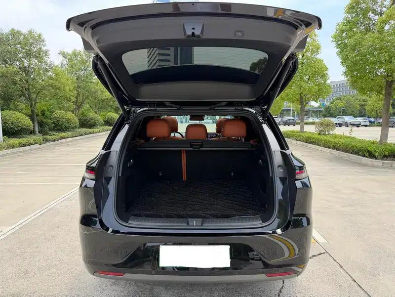 Li Auto L6 2024 Pro Edition — миниатюра 17