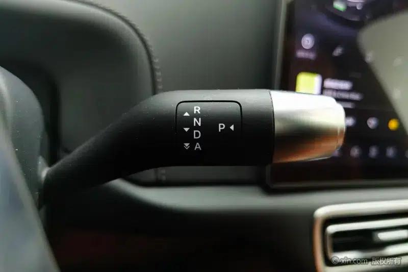 Li Auto L6 2024 Pro Edition — миниатюра 16