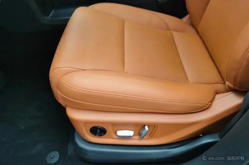 Li Auto L6 2024 Pro Edition — миниатюра 18