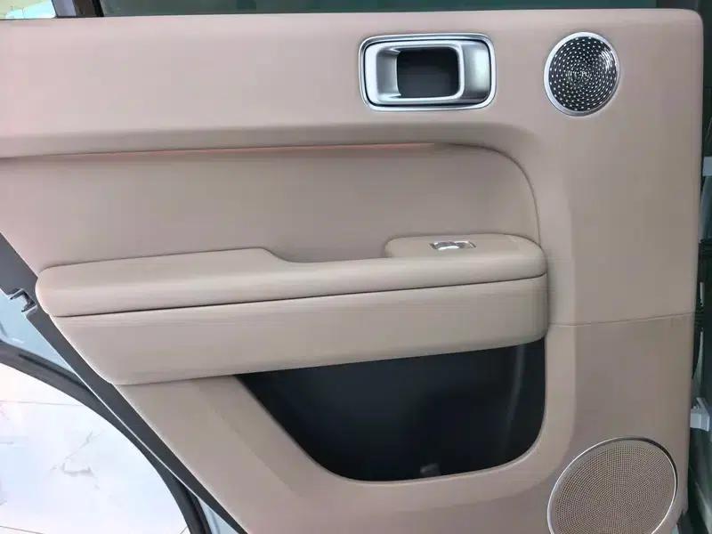 Li Auto L6 2025 Max Intelligent Renewal Edition — миниатюра 9
