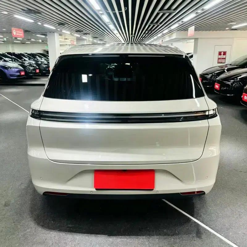 Li Auto L6 2025 Pro Smart Renewal Edition — миниатюра 5