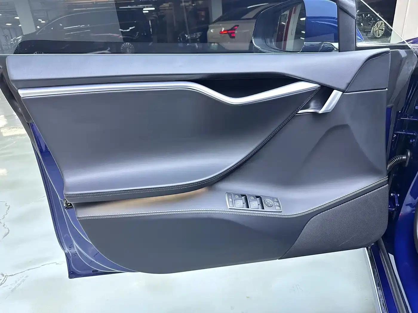 2017 Model S 75D Standard Range — миниатюра 4