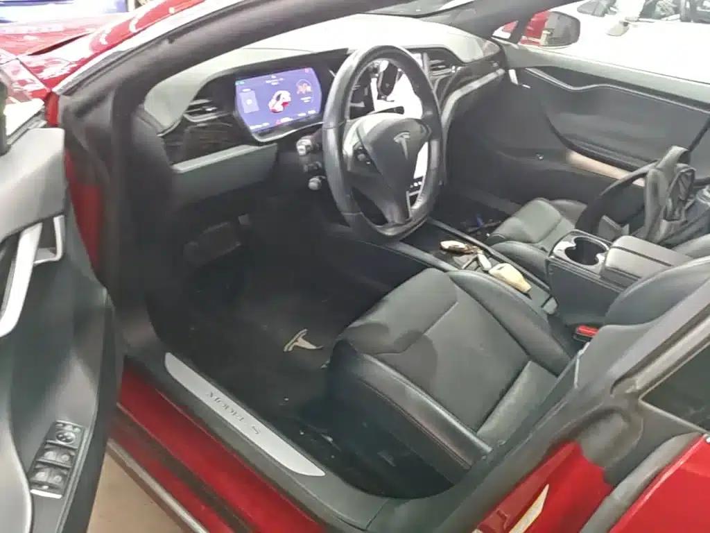 2017 Model S 75D Standard Range — миниатюра 16
