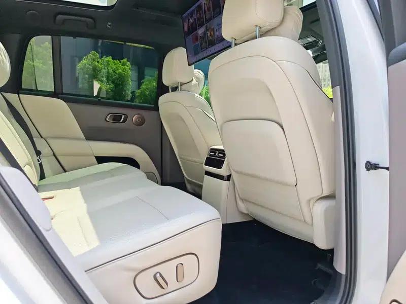 Li Auto i6 2025 Two-Wheel Drive Standard Edition — миниатюра 10