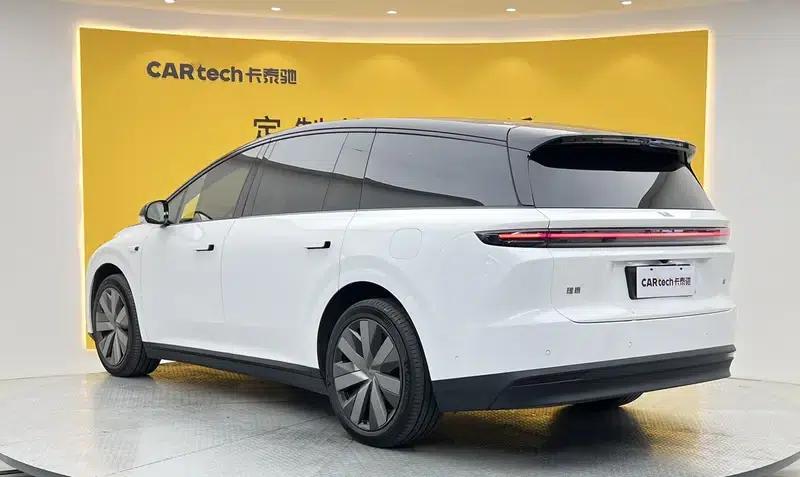 Li Auto i8 2025 Standard Edition — миниатюра 3