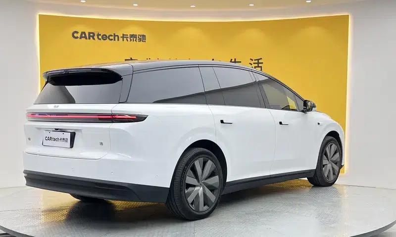 Li Auto i8 2025 Standard Edition — миниатюра 5