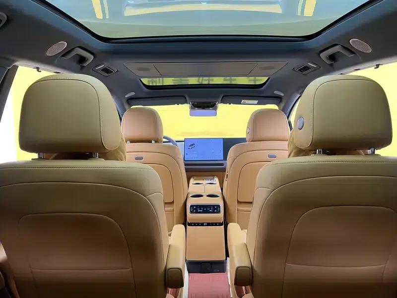 Li Auto i8 2025 Standard Edition — миниатюра 43