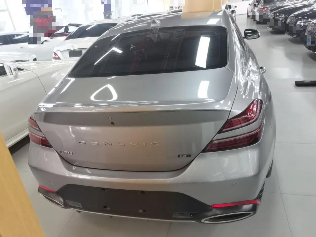 Genesis G70 2021 2.0T Rear-Drive Luxury Edition — миниатюра 5