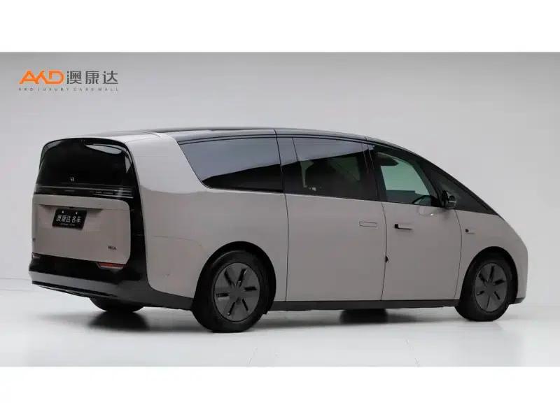 Li Auto MEGA 2024 Ultra Edition — миниатюра 4