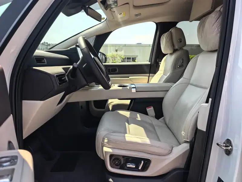 Li Auto MEGA 2024 Ultra Edition — миниатюра 25