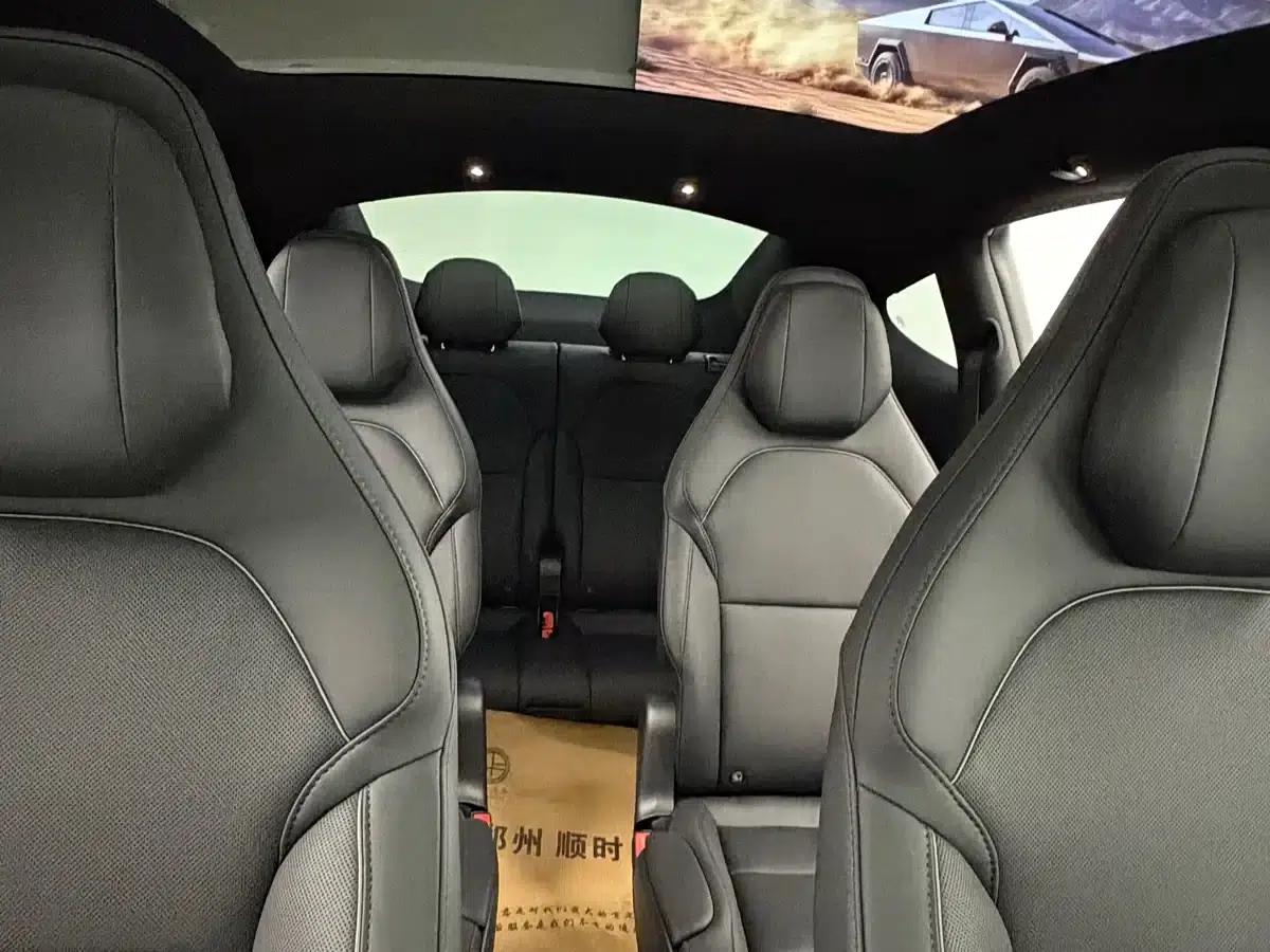 Model Y L 2025 Long Range All-Wheel Drive — миниатюра 11
