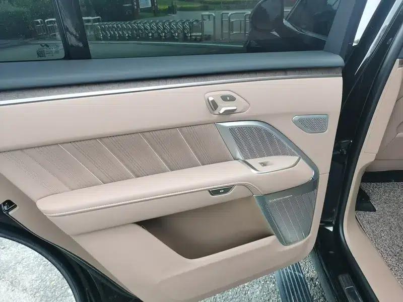 2025 Hyundai L90 Rear-wheel Drive 6-seater Pure Electric Factory Custom Edition — миниатюра 18
