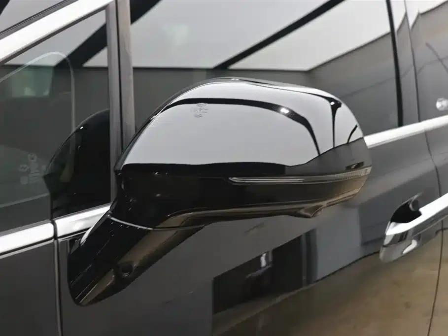 Denza D9 2025 DM-i Smart Driving Edition 1020 AWD Premium — миниатюра 28