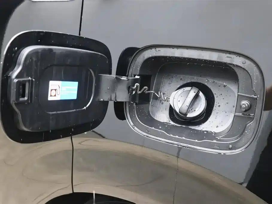 Denza D9 2025 DM-i Smart Driving Edition 1020 AWD Premium — миниатюра 30