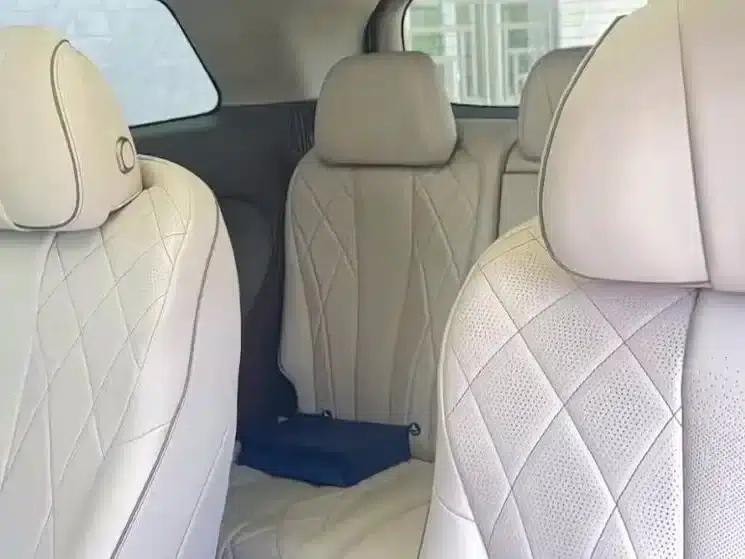 Denza D9 2022 DM-i 970 4WD Premium Edition — миниатюра 4