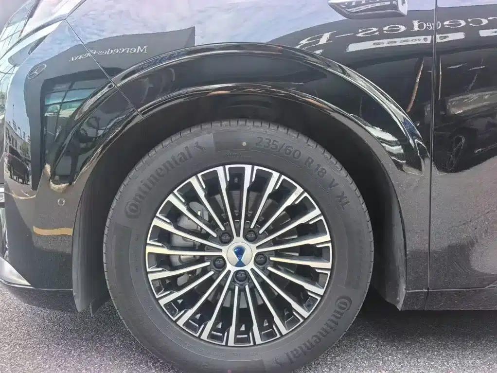Denza D9 2025 DM-i Smart Driving Edition 1020 AWD Premium Model — миниатюра 7