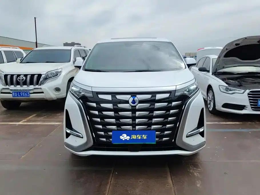 Denza D9 2022 DM-i 970 AWD Flagship Edition — миниатюра 2