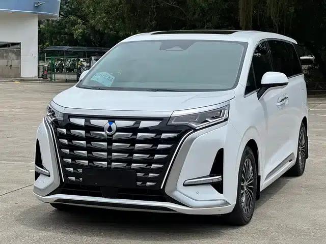 Denza D9 2022 DM-i 970 AWD Flagship Edition