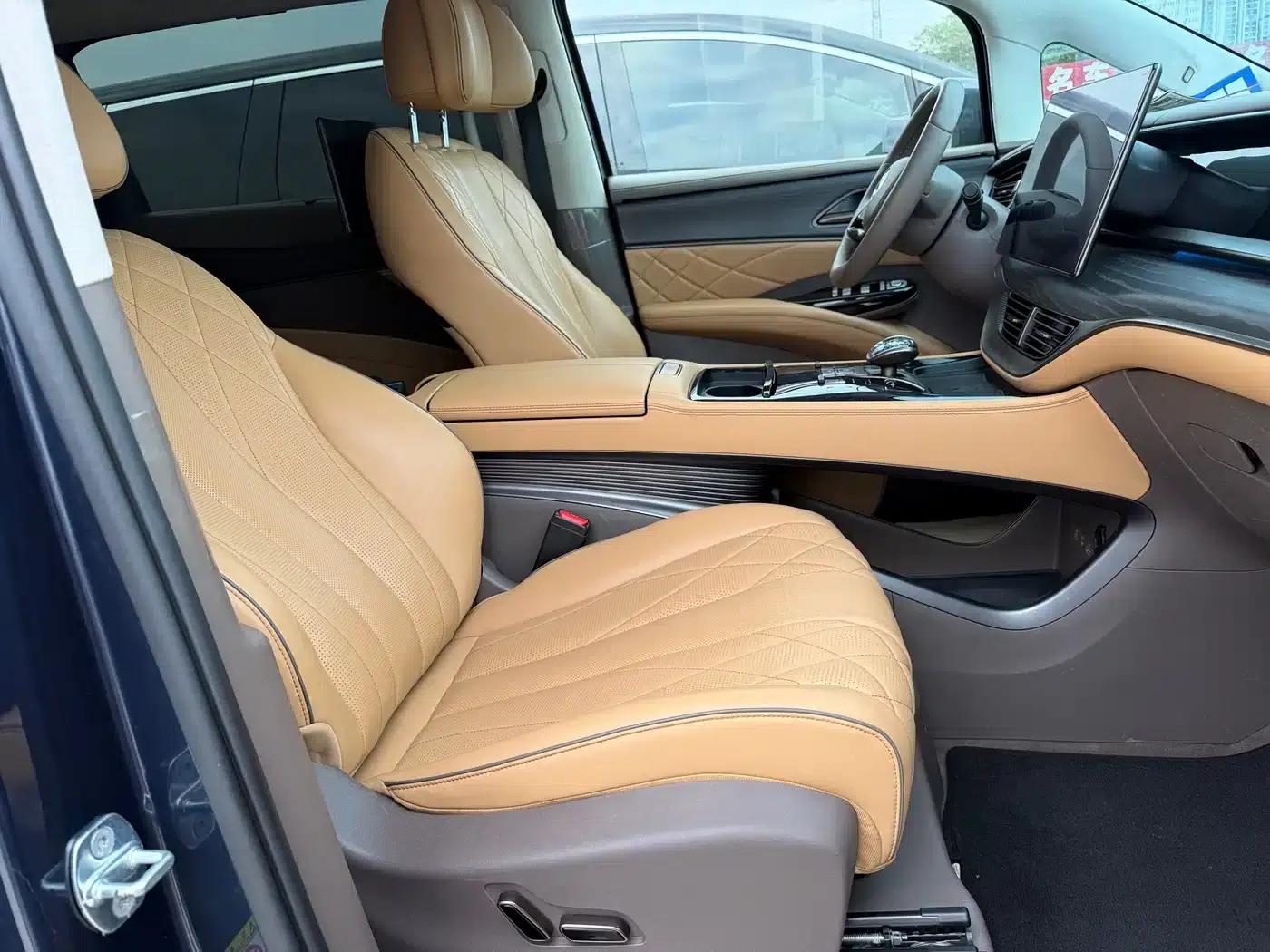 Denza D9 2022 DM-i 970 AWD Flagship Edition — миниатюра 4