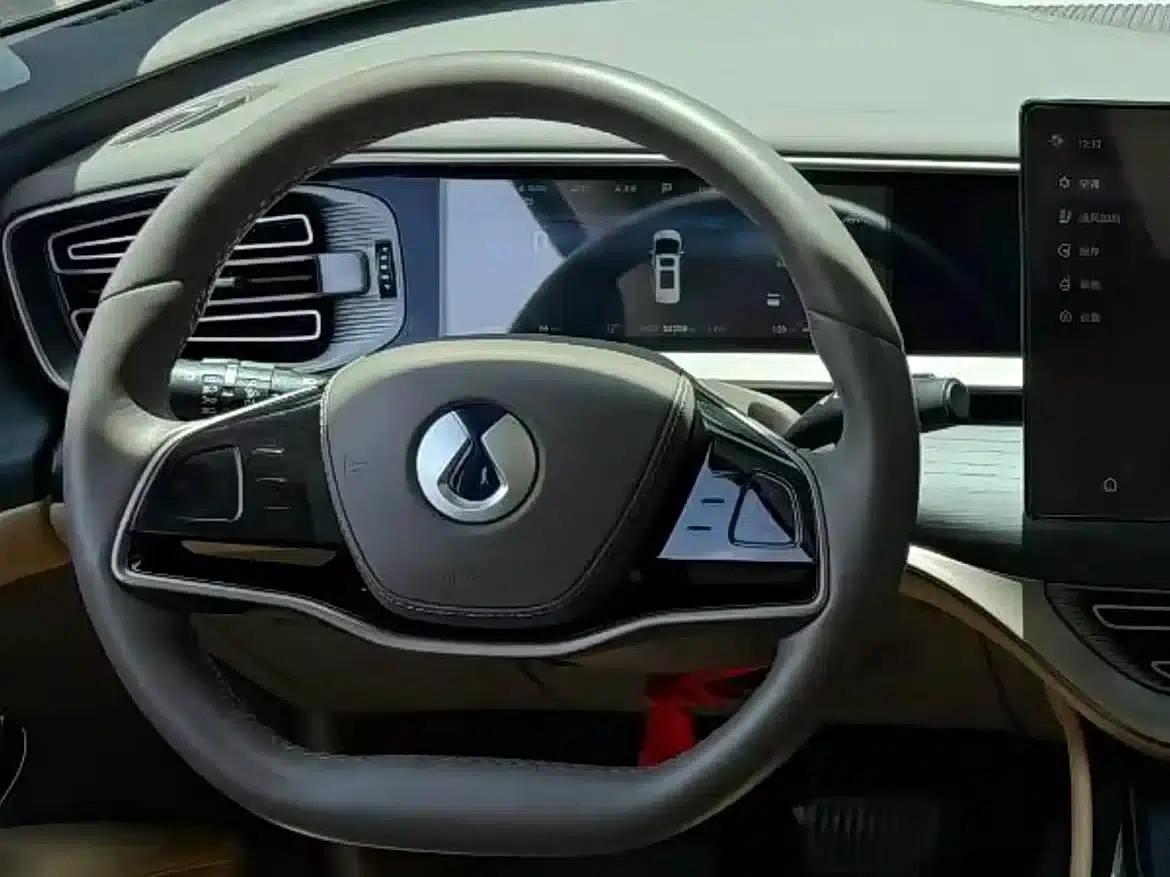 Denza D9 2022 DM-i 970 AWD Flagship Edition — миниатюра 5