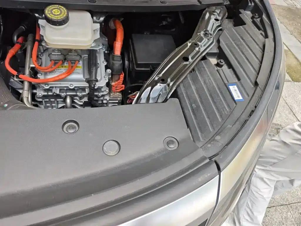 Denza D9 2024 DM-i 980 4WD Premium — миниатюра 23