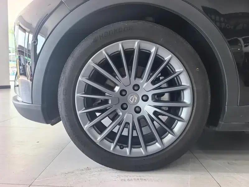 Leapmotor C11 2024 Pure Electric Version 580 Premium Edition — миниатюра 12