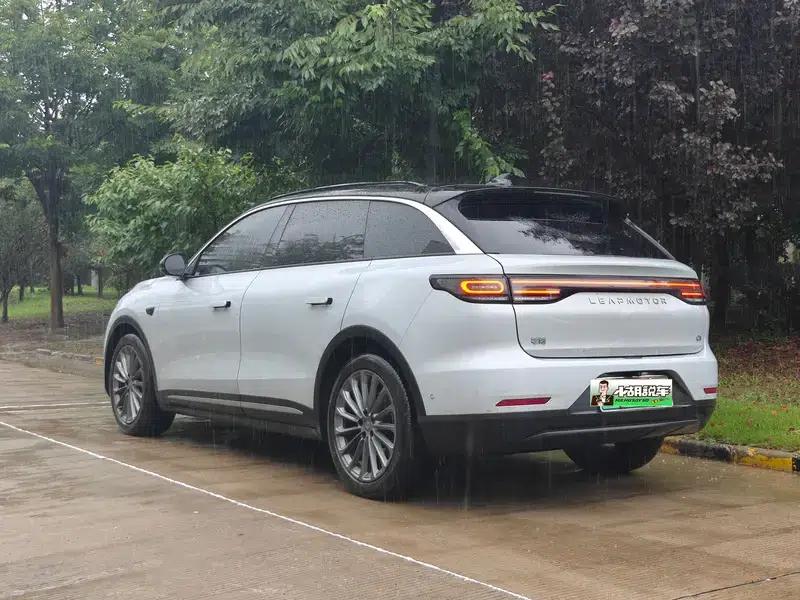 Leapmotor C11 2024 Pure Electric Version 580 Premium Edition — миниатюра 3