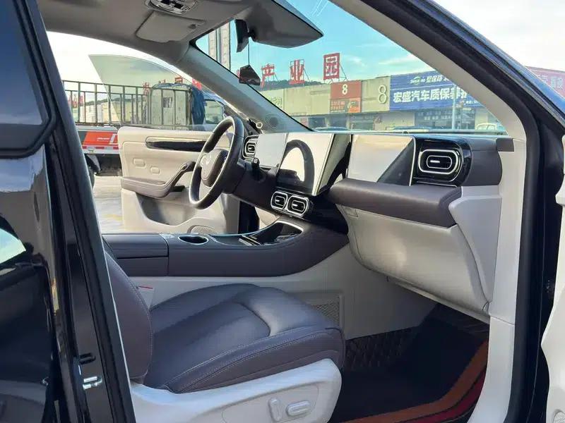 Leapmotor C11 2024 Pure Electric Version 515 Smart Edition — миниатюра 7