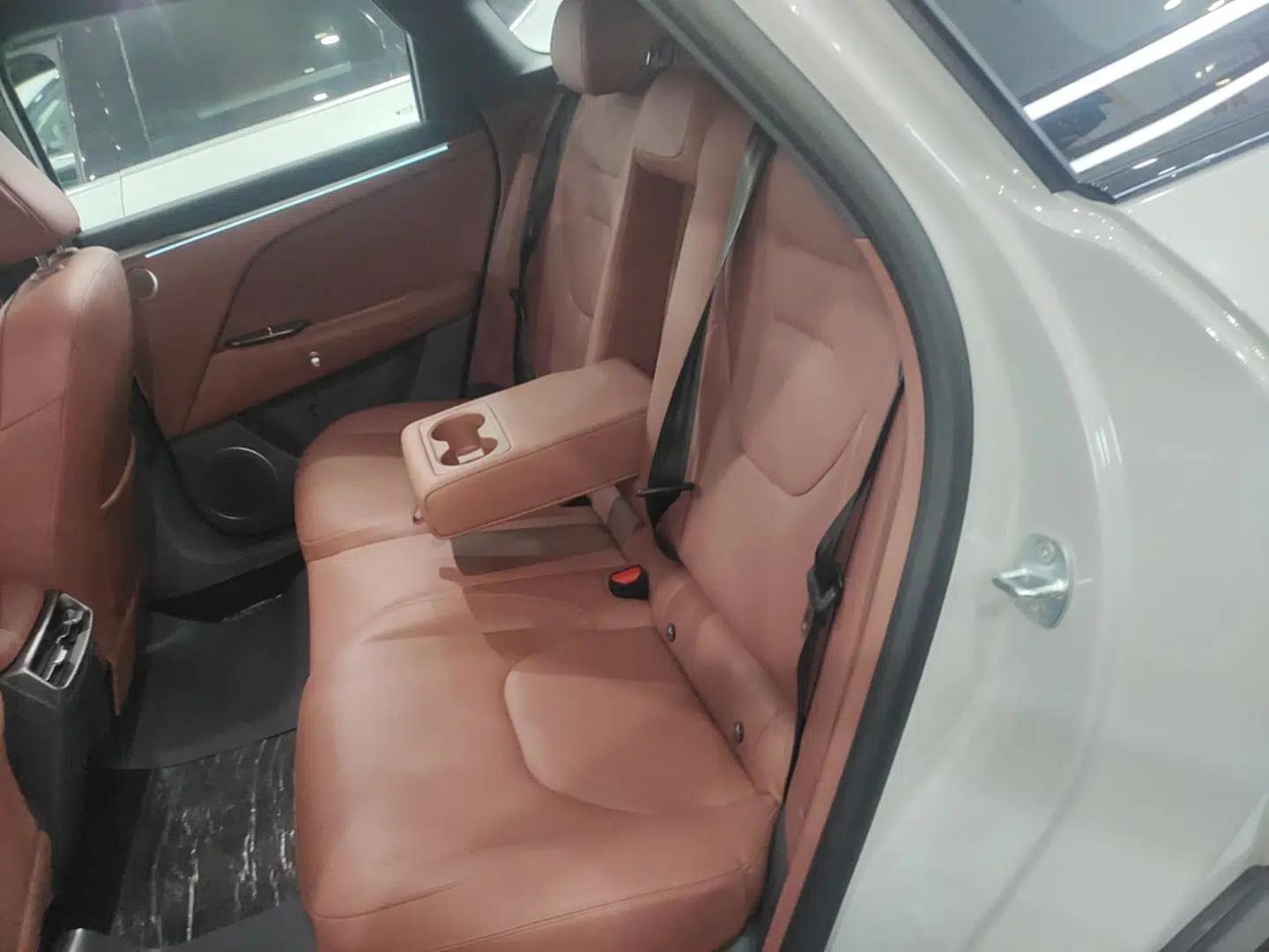 ARCFOX Alpha T5 2026 Model Range-Extended 1215 Yuanjing Smart Driving Version — миниатюра 20