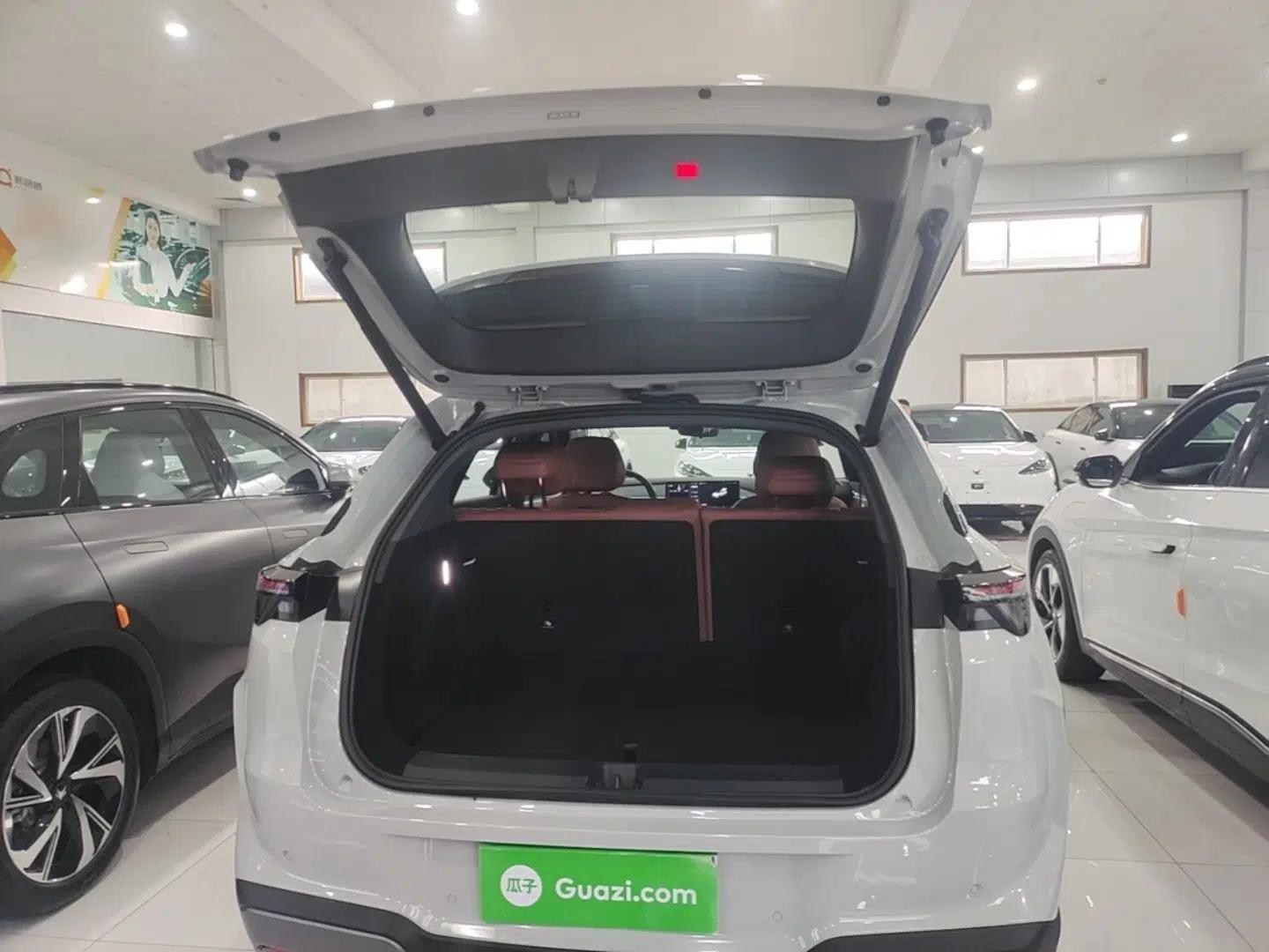 ARCFOX Alpha T5 2026 Model Range-Extended 1215 Yuanjing Smart Driving Version — миниатюра 22