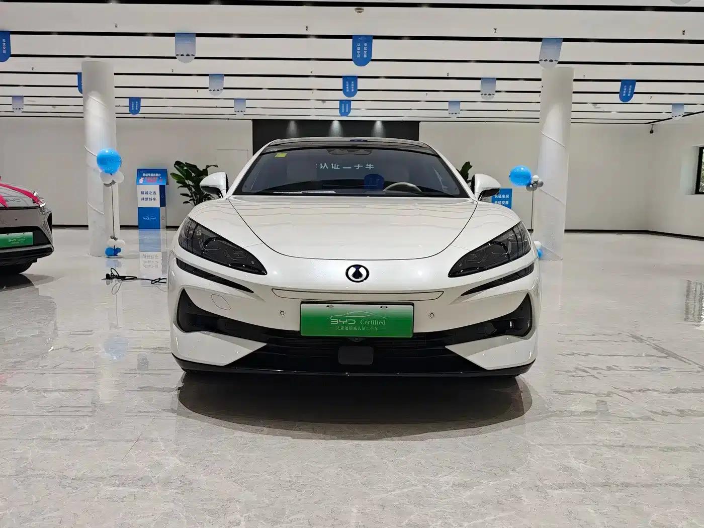 Denza Z9 2024 Model 1100km AWD Max Edition — миниатюра 2
