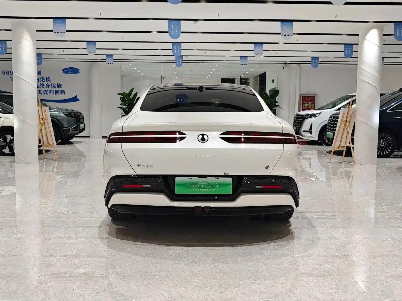 Denza Z9 2024 Model 1100km AWD Max Edition — миниатюра 15