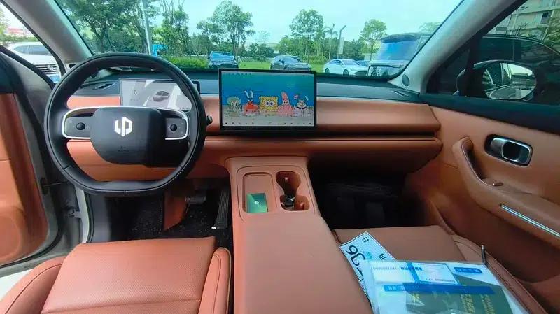 Leapmotor C10 2024 Range Extended Electric 210 Smart Edition — миниатюра 6
