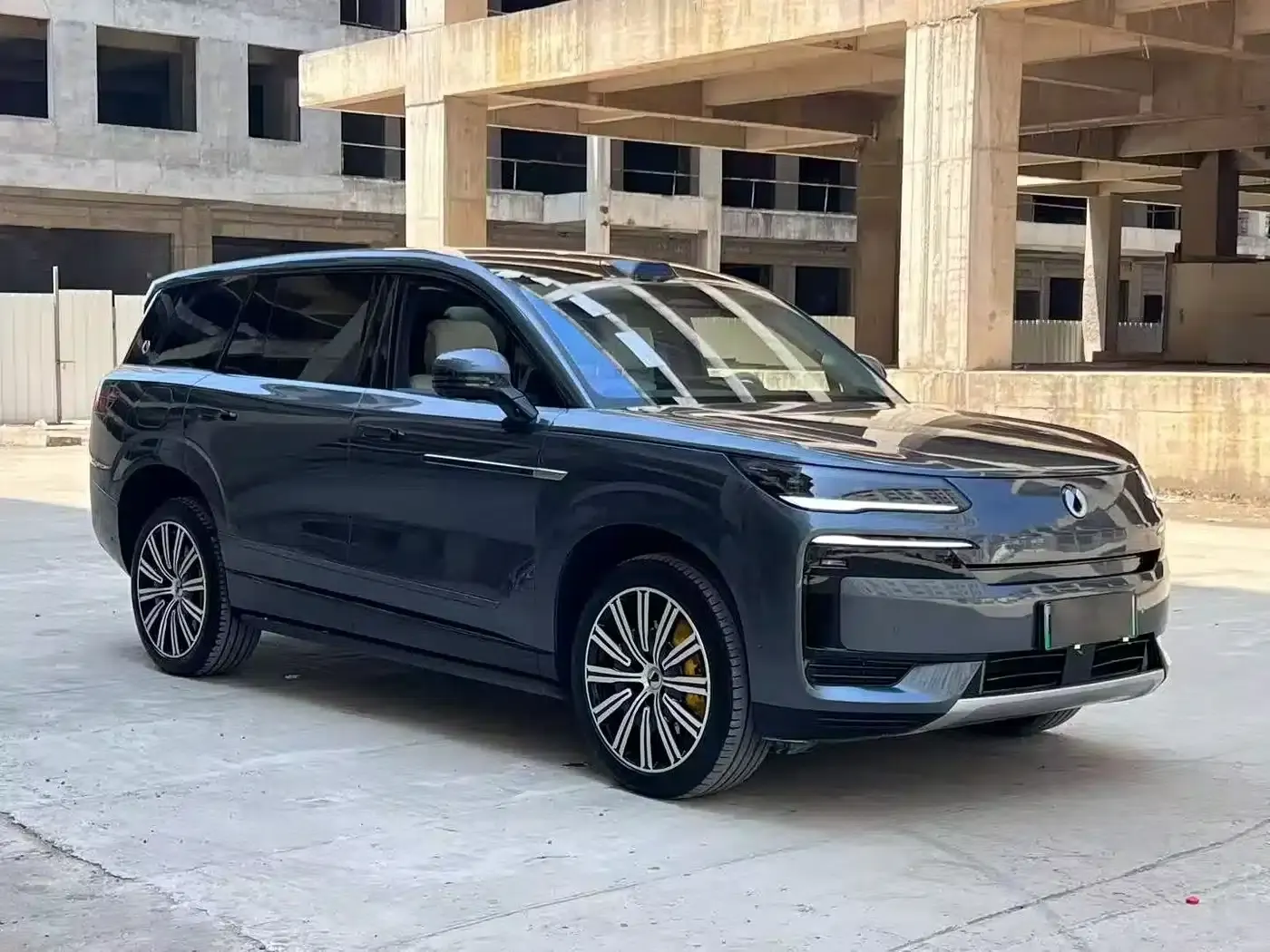 Denza N9 2025 Flagship Edition — миниатюра 3