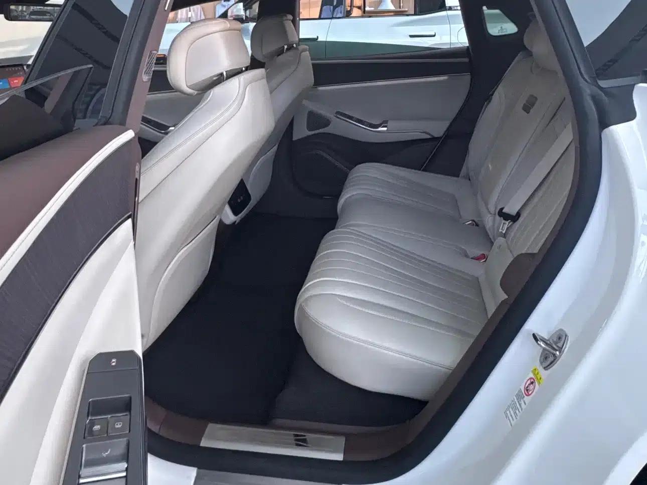 Denza Z9 GT 2024 1100 AWD Ultra Edition — миниатюра 11