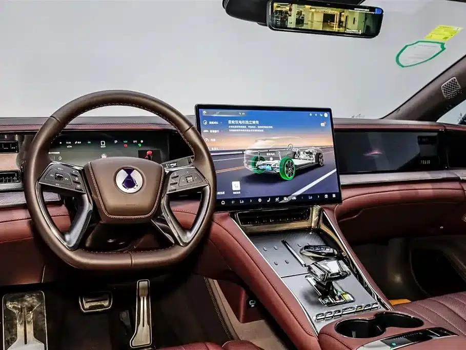 Denza Z9 GT 2024 1100 AWD Max Edition — миниатюра 24